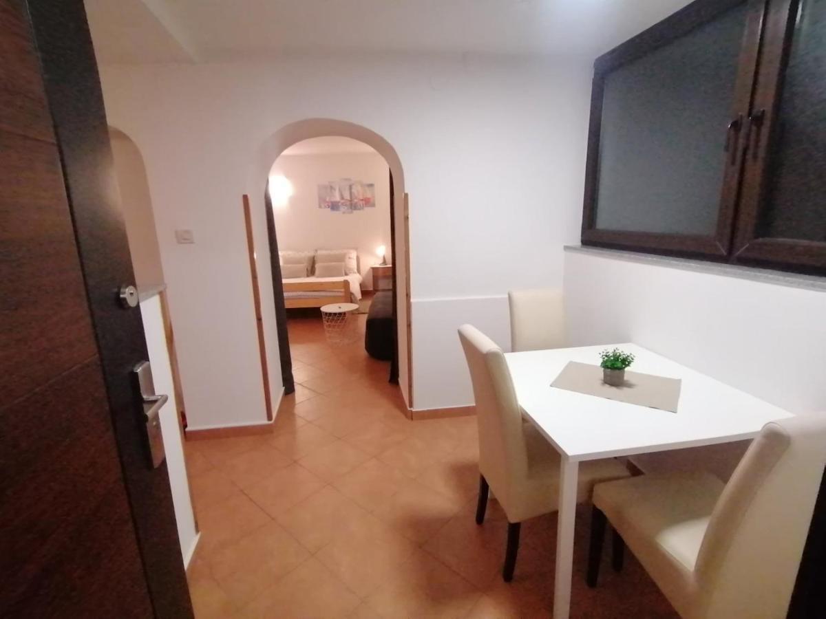 Apartments Pepe Novigrad  Екстер'єр фото