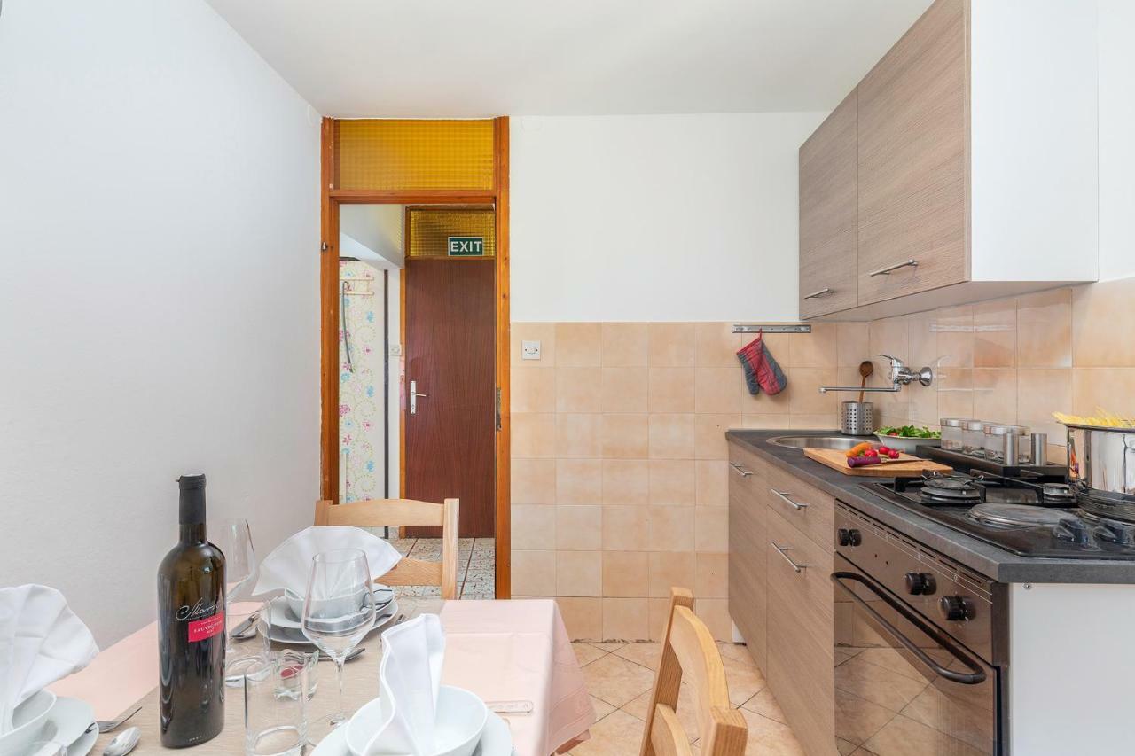 Apartments Pepe Novigrad  Екстер'єр фото